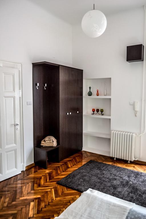 Modena Apartments Novi Sad Room photo