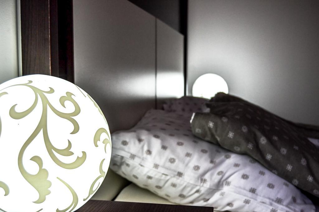 Modena Apartments Novi Sad Room photo