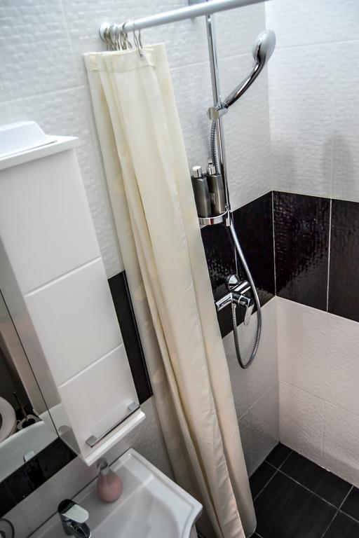 Modena Apartments Novi Sad Room photo